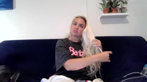 Badblondebunny online show from January 2025 02:32:02 AM