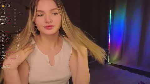 Evelyn online show from November 2025 11:57:02 AM