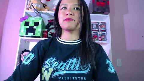 Im Evy online show from September 2025 04:06:01 PM