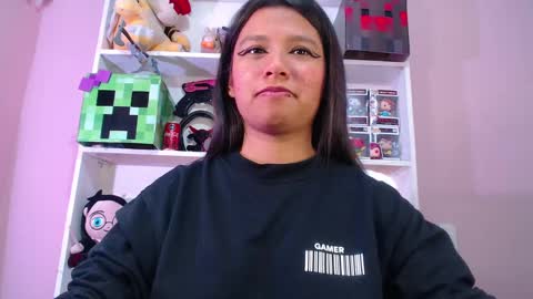 Im Evy online show from September 2025 05:57:02 PM