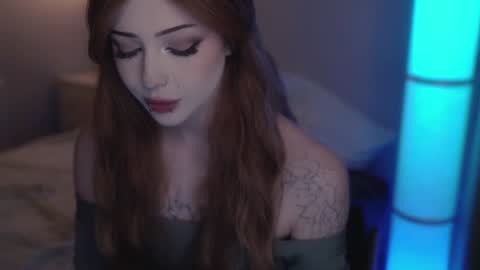 Alyson online show from January 2025 10:51:02 PM