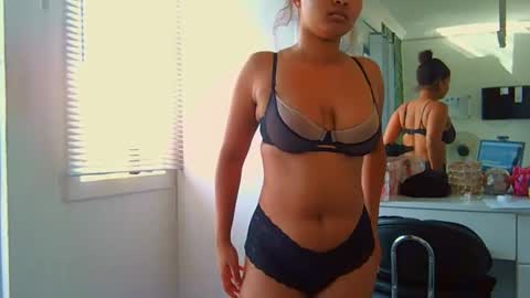 courtney online show from April 2026 07:05:01 AM