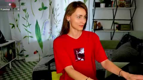 Snapshot of exe_cutie chatting on July 2026 03:21:02 PM Mary online show from July 2026 03:21:02 PM