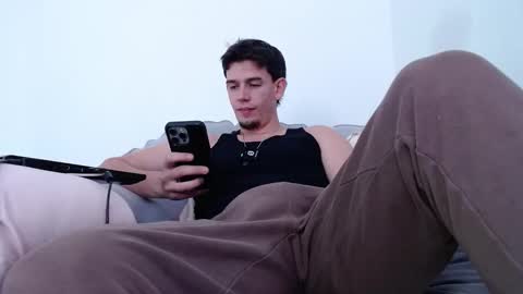 Exi111 online show from October 2025 09:15:02 PM