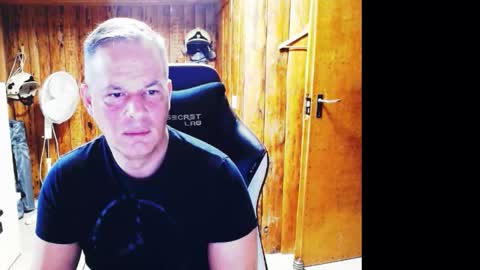 Snapshot of exibe1219 chatting on December 2024 11:32:01 AM exibe1219 online show from December 2024 11:32:01 AM