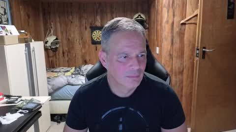 Snapshot of exibe1219 chatting on January 2025 06:52:01 PM exibe1219 online show from January 2025 06:52:01 PM