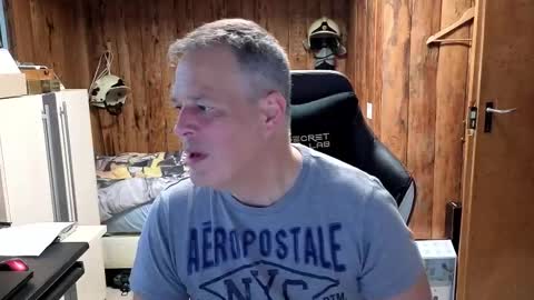 Snapshot of exibe1219 chatting on February 2025 10:15:02 AM exibe1219 online show from February 2025 10:15:02 AM