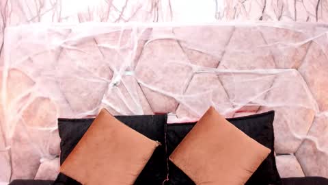 Alison online show from October 2025 07:03:02 PM