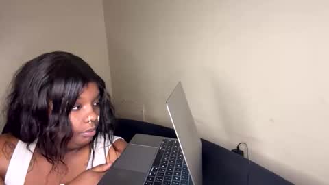 exoticsusie online show from February 2026 11:16:01 AM