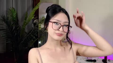 Candy  online show from January 2025 08:56:02 PM