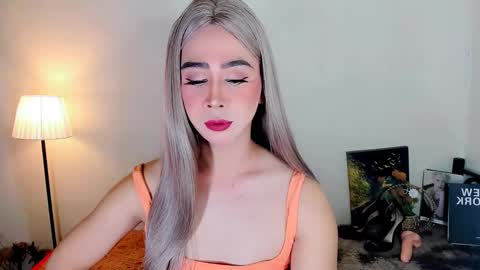 expensive_elise online show from February 2026 04:46:01 PM