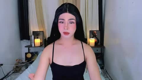 expensive_elise online show from June 2026 07:21:02 AM