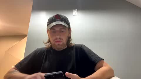 Snapshot of explosive_andyy chatting on October 2025 03:28:01 AM Explosivee andyy online show from October 2025 03:28:01 AM