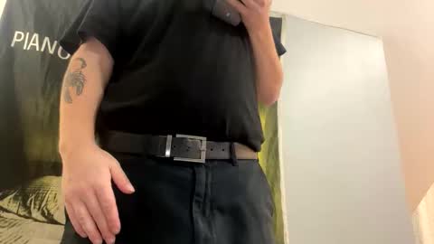 Snapshot of explosive_andyy chatting on October 2025 10:19:02 AM Explosivee andyy online show from October 2025 10:19:02 AM