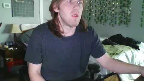 Snapshot of explosive_andyy chatting on February 2026 02:35:01 PM Explosivee andyy online show from February 2026 02:35:01 PM