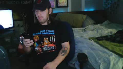 Snapshot of explosive_andyy chatting on February 2026 01:57:02 AM Explosivee andyy online show from February 2026 01:57:02 AM