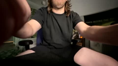 Snapshot of explosive_andyy chatting on February 2026 02:35:01 PM Explosivee andyy online show from February 2026 02:35:01 PM