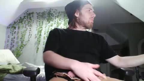 Snapshot of explosive_andyy chatting on February 2026 12:03:01 PM Explosivee andyy online show from February 2026 12:03:01 PM