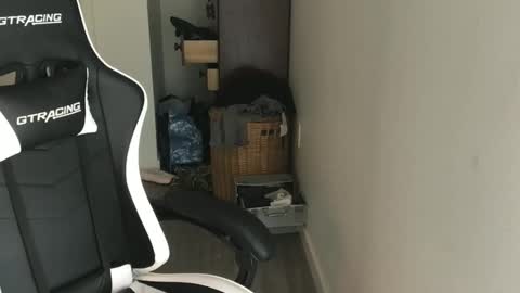 Miss Kitty online show from September 2025 06:20:01 PM