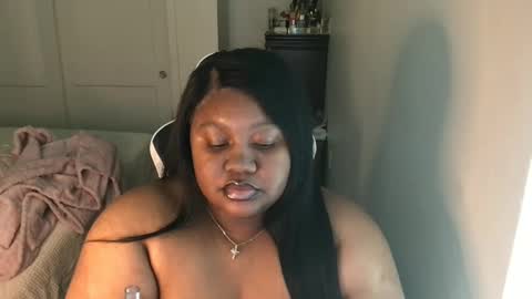 Miss Kitty online show from October 2025 10:18:02 PM