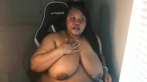 Miss Kitty online show from October 2025 11:46:01 PM