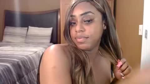 exstacybanks online show from October 2025 03:18:02 AM