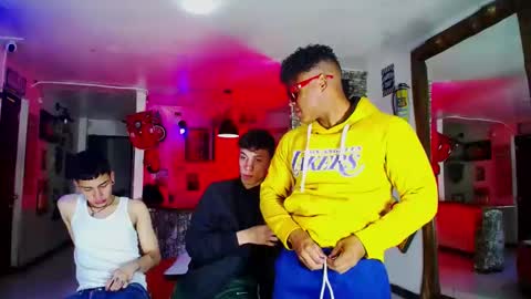 extrangers online show from January 2025 12:18:01 PM