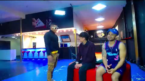 extrangers online show from September 2025 11:36:02 AM