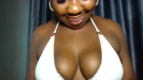 Snapshot of extremelywetgirl_ chatting on April 2026 05:54:02 AM extremelywetgirl_ online show from April 2026 05:54:02 AM