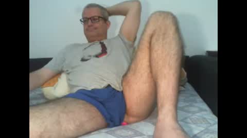 GEORGE online show from October 2025 03:04:02 AM