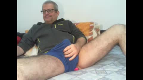 GEORGE online show from December 2025 10:47:01 PM