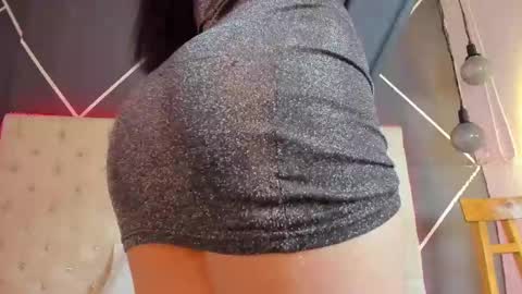 eymicooper online show from December 2024 04:26:01 PM