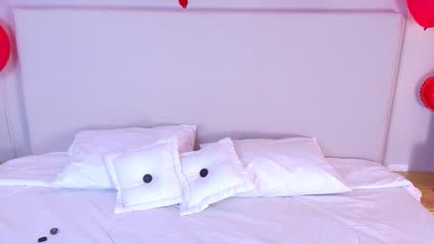 eymicooper online show from February 2025 03:48:02 PM