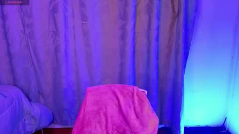 eymmy_24 online show from January 2026 03:45:02 AM