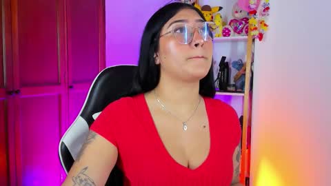 Emily online show from October 2025 08:55:02 PM