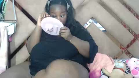 eyshaexotii online show from February 2026 09:02:01 PM