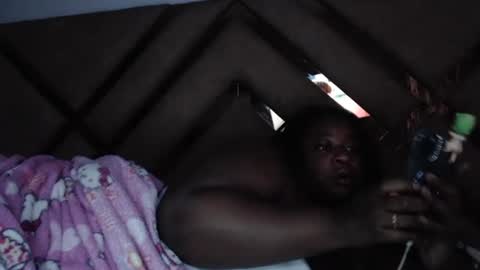 eyshaexotii online show from April 2026 01:00:02 AM