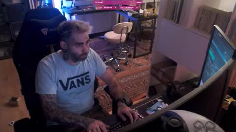 Eytab online show from October 2025 08:09:02 PM