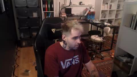 Eytab online show from October 2025 06:09:01 PM