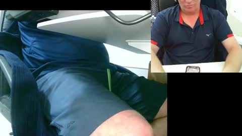 Snapshot of ezondi1 chatting on January 2025 11:21:02 PM EZONDI online show from January 2025 11:21:02 PM