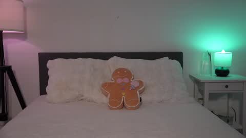 Ezra online show from December 2024 11:24:01 PM