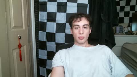 Ezra Naamah online show from January 2025 06:43:01 PM