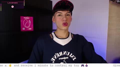 Juan online show from October 2025 05:05:01 AM