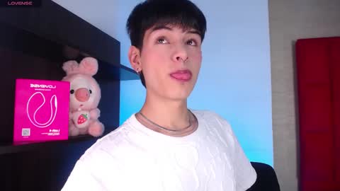 Juan online show from December 2025 05:15:02 AM