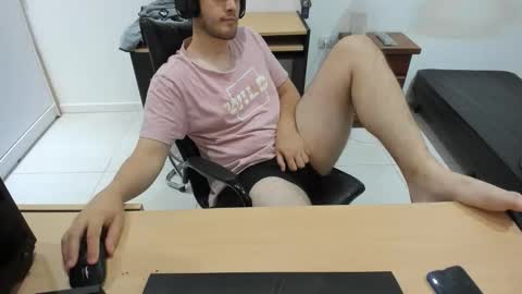 Snapshot of ezzeq chatting on January 2026 02:35:02 AM Ezzeq online show from January 2026 02:35:02 AM