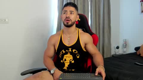 Ezzio Scolaro online show from February 2026 09:59:02 PM