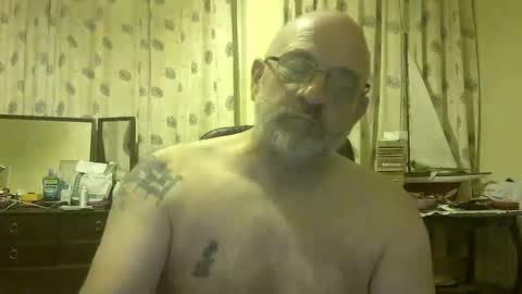 f1zzeek online show from May 2026 10:28:02 PM