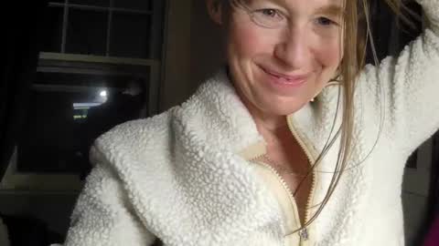 Snapshot of faberini chatting on January 2025 11:00:01 PM FabOmobono online show from January 2025 11:00:01 PM