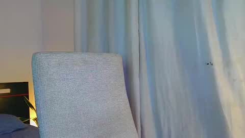 fabi online show from September 2025 02:01:01 AM