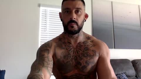 Fabianelgalan online show from January 2025 05:00:01 PM